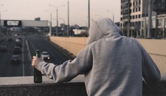 Drinkman hoe u de afhankelijkheid kunt helpen overwinnen
