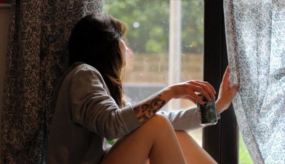 Drinkmeisje hoe te helpen stoppen met drinken